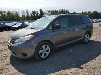  Salvage Toyota Sienna