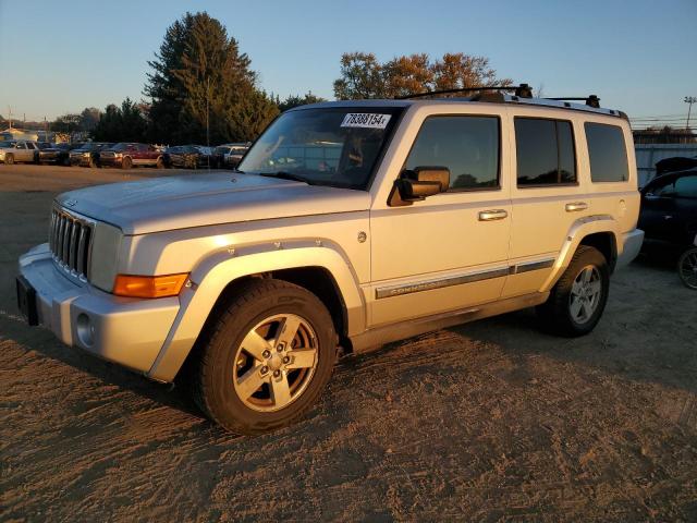  Salvage Jeep Commander