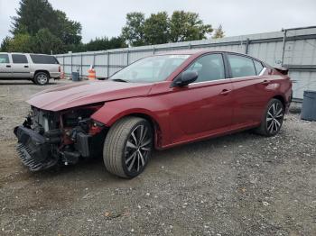  Salvage Nissan Altima