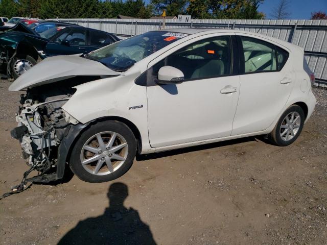  Salvage Toyota Prius