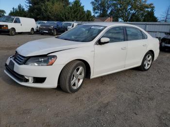  Salvage Volkswagen Passat