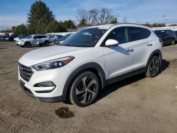  Salvage Hyundai TUCSON