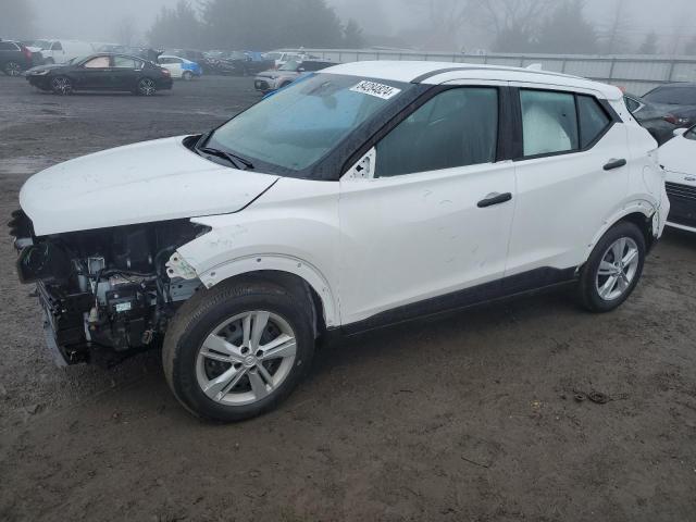  Salvage Nissan Kicks