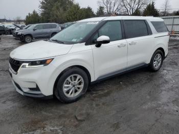  Salvage Kia Carnival