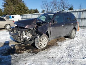  Salvage Subaru Forester