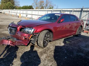  Salvage Chrysler 300