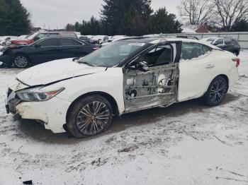  Salvage Nissan Maxima