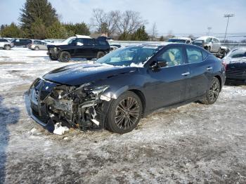  Salvage Nissan Maxima