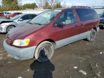  Salvage Toyota Sienna