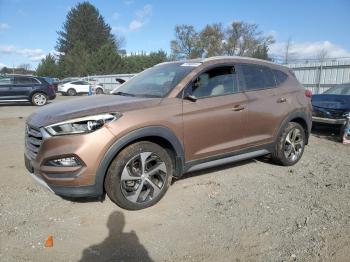  Salvage Hyundai TUCSON