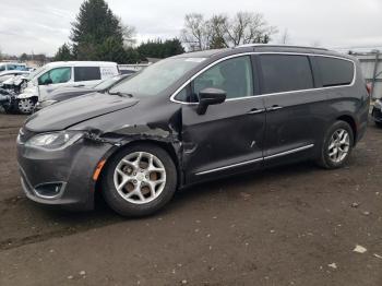  Salvage Chrysler Pacifica