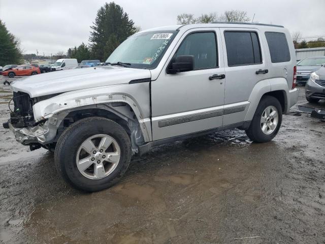  Salvage Jeep Liberty