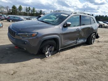  Salvage Jeep Cherokee