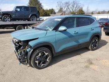  Salvage Kia Seltos