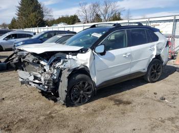  Salvage Toyota RAV4