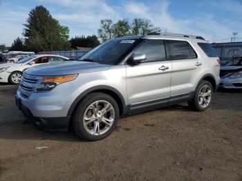  Salvage Ford Explorer