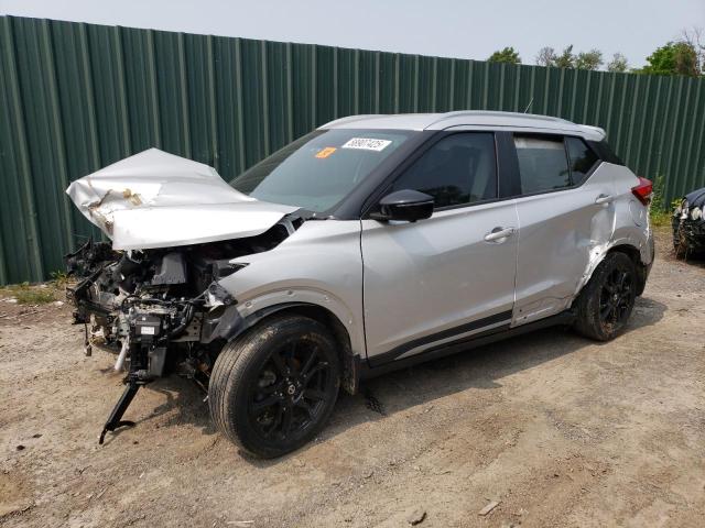  Salvage Nissan Kicks
