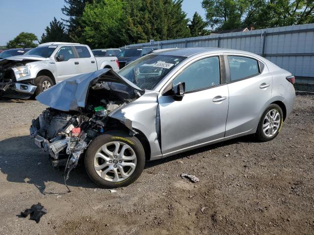  Salvage Toyota Yaris