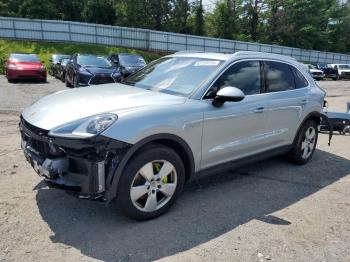  Salvage Porsche Cayenne