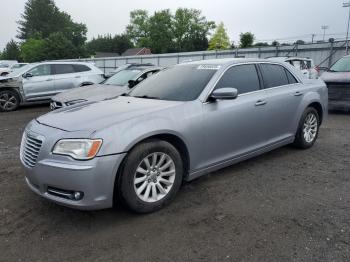  Salvage Chrysler 300