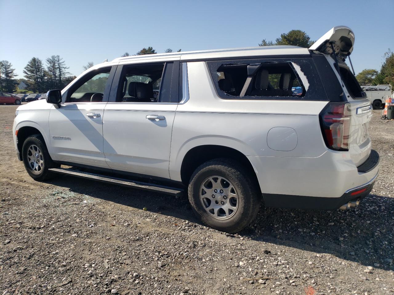 Chevrolet Suburban K1500 Premier Image 12