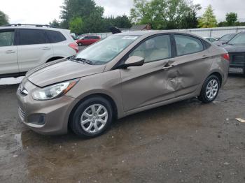  Salvage Hyundai ACCENT