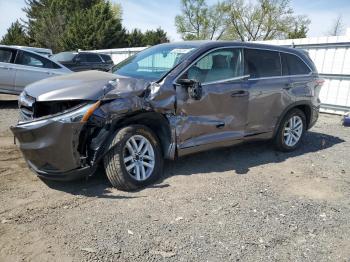  Salvage Toyota Highlander