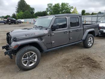  Salvage Jeep Gladiator