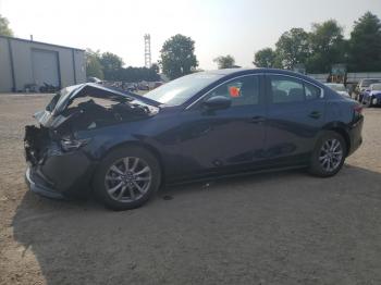  Salvage Mazda 3