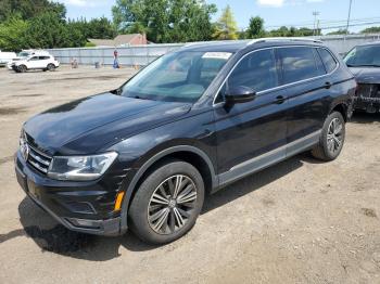  Salvage Volkswagen Tiguan