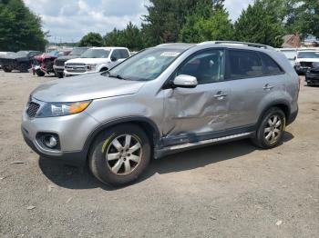  Salvage Kia Sorento