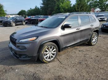  Salvage Jeep Cherokee
