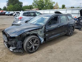  Salvage Volvo V60