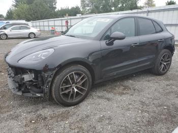  Salvage Porsche Macan