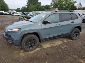  Salvage Jeep Cherokee