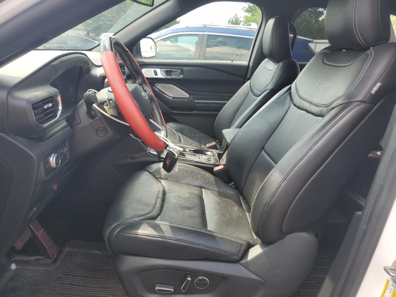 Ford Explorer St Image 10