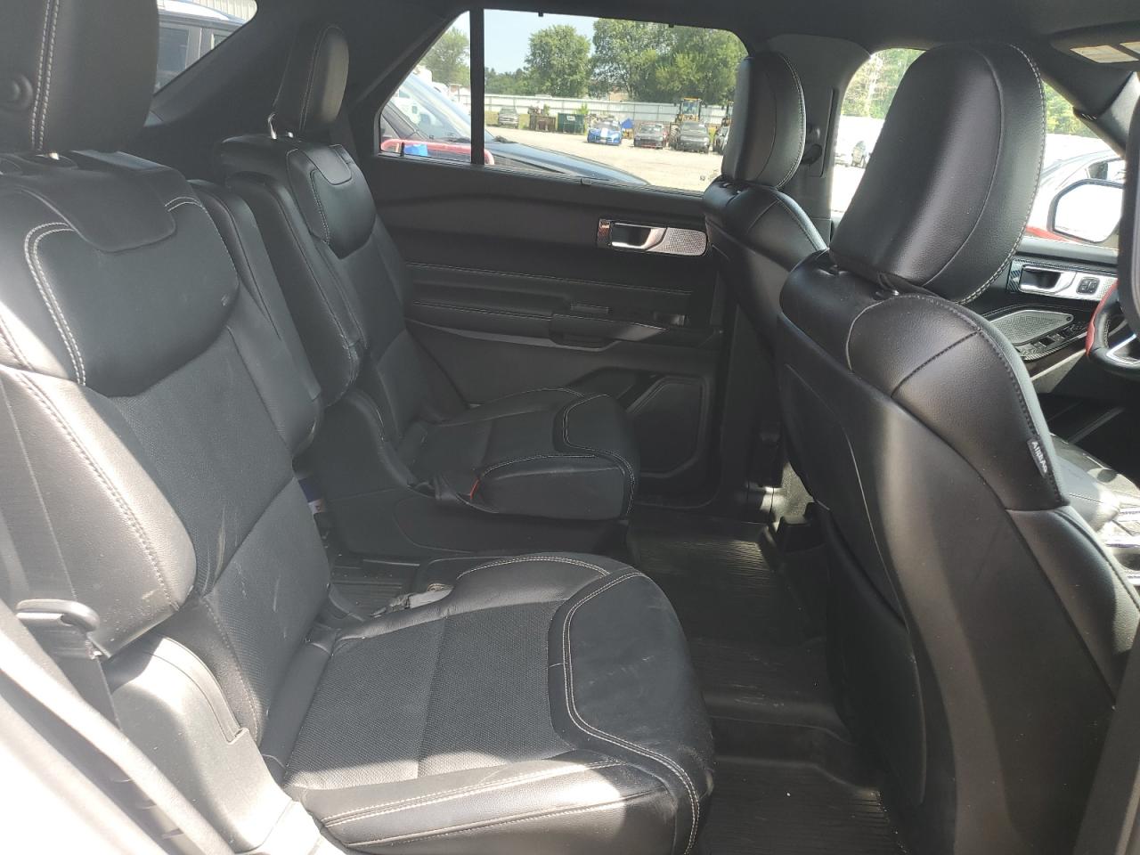 Ford Explorer St Image 2