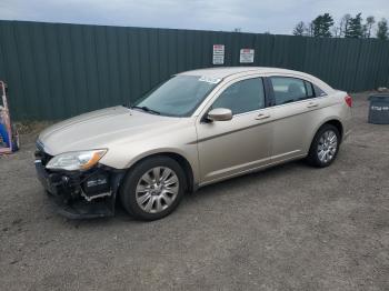  Salvage Chrysler 200