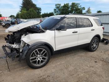  Salvage Ford Explorer