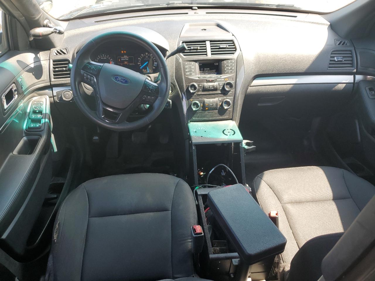 Ford Explorer Police Interceptor Image 8