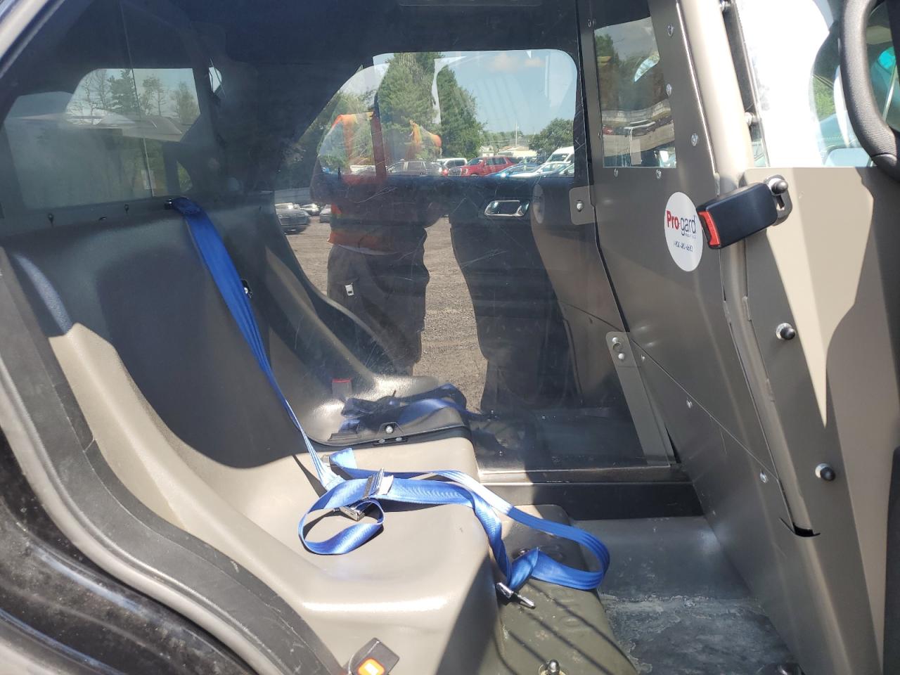 Ford Explorer Police Interceptor Image 12