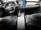 Lexus Es 300h Image 4