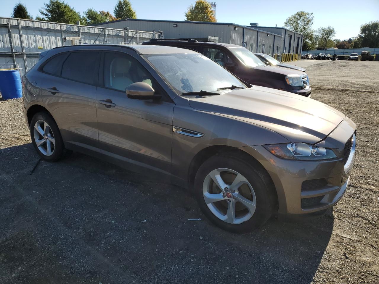 Jaguar F-PACE Premium Image 8