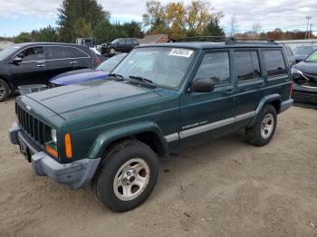  Salvage Jeep Cherokee