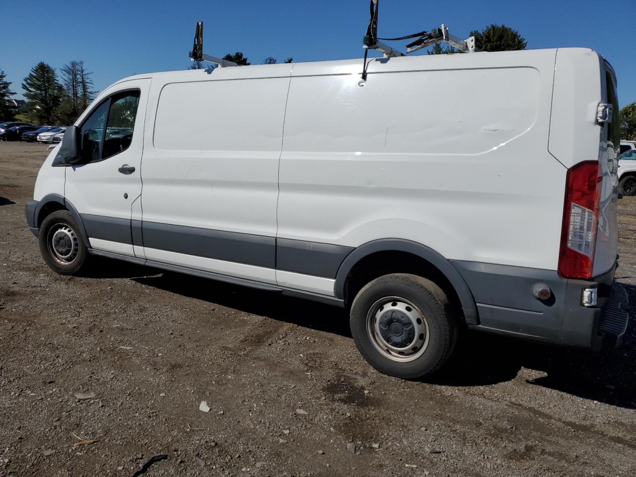 Ford Transit T-150 Image 2