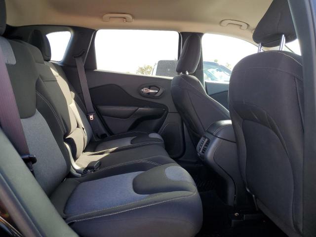 Jeep Grand Cherokee Sport Image 8