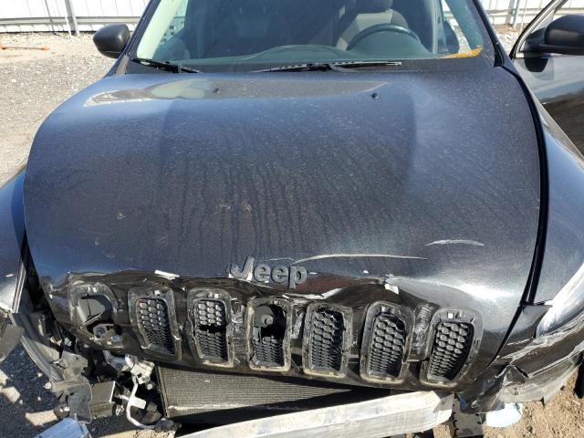 Jeep Grand Cherokee Sport Image 11