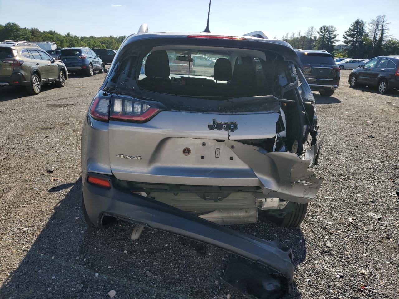 Jeep Grand Cherokee Latitude Image 4