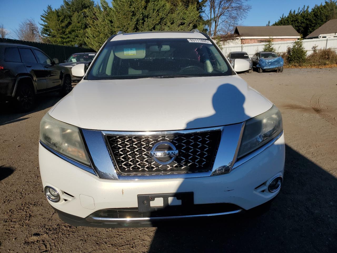 Nissan Pathfinder S Image 5