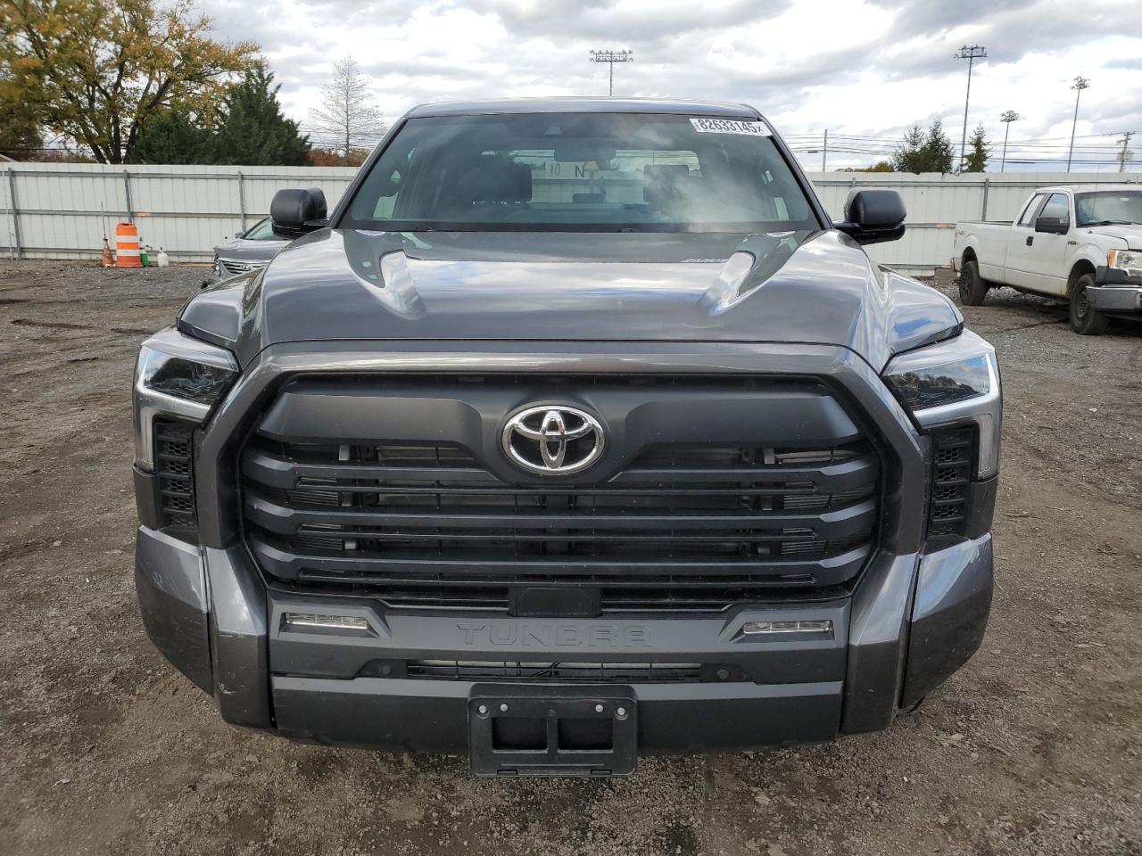 Toyota Tundra Crewmax Sr Image 4